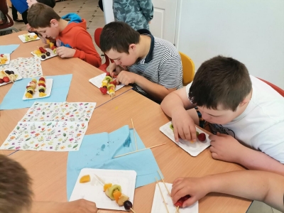 INTEGRACYJNY PIKNIK OWOCOWY - zdjęcia - zdjęcie8