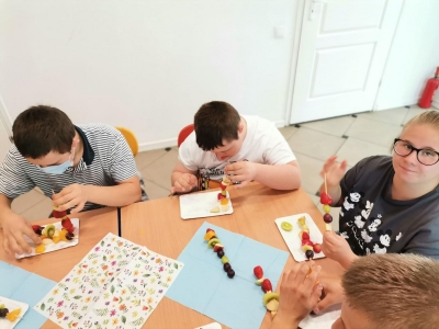 INTEGRACYJNY PIKNIK OWOCOWY - zdjęcia - zdjęcie12