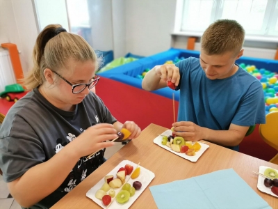 INTEGRACYJNY PIKNIK OWOCOWY - zdjęcia - zdjęcie5