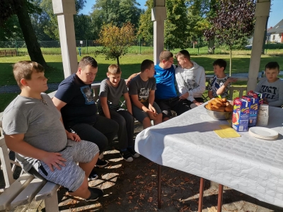 SZKOLNE OGNISKO INTEGRACYJNE - ZDJĘCIA - zdjęcie2