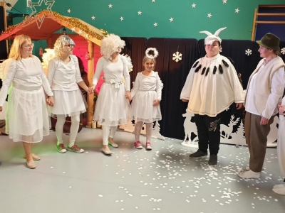 JASEŁKA ORAZ SZKOLNA WIGILIJKA - zdjecia - zdjęcie2