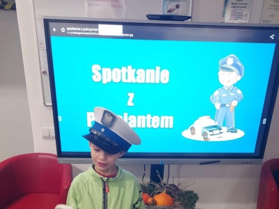 SPOTKANIE Z PRZEDSTAWICIELAMI POLICJI - zdjęcie9