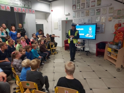 SPOTKANIE Z PRZEDSTAWICIELAMI POLICJI - zdjęcie3