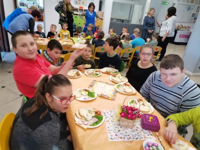 ŚNIADANIE WIELKANOCNE I WARSZTATY PLASTYCZNE - zdjęcie3