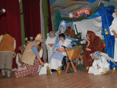 „Jasełka” w Gminnym Ośrodku Kultury w Łodygowicach - zdjęcia - zdjęcie7