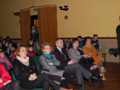 „Jasełka” w Gminnym Ośrodku Kultury w Łodygowicach - zdjęcia - zdjęcie16