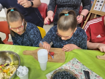 PIKNIK OWOCOWY - zdjęcia - zdjęcie6
