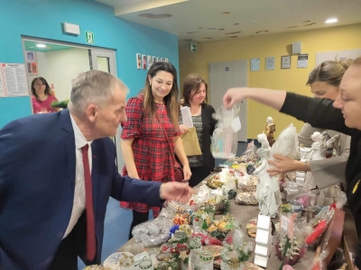KIERMASZ BOŻONARODZENIOWY 2023 - zdjęcia - zdjęcie7