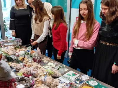 KIERMASZ BOŻONARODZENIOWY 2023 - zdjęcia - zdjęcie5