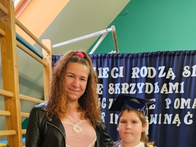 Dzień Edukacji Narodowej i uroczystość pasowania uczniów klas pierwszych - zdjęcie16