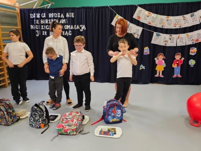 Dzień Edukacji Narodowej i uroczystość pasowania uczniów klas pierwszych - zdjęcie2