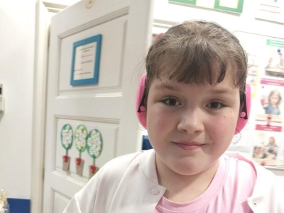 Radosne powitanie wiosny: Warsztaty plastyczne „Wiosenne Hiacynty” - zdjęcie22