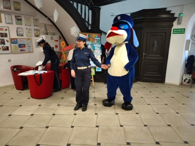 Bezpieczna zima - spotkanie z policjantkami - zdjęcie5