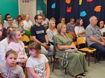 Morska przygoda w naszej szkole. Za nami Dzień Otwarty oraz Dzień Mamy i Taty - zdjęcie36