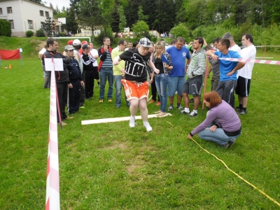ZMAGANIA SPORTOWE W GILOWICACH - zdjęcia - zdjęcie3