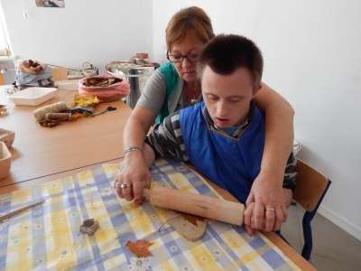 ZAJĘCIA Z CERAMIKI - zdjęcia - zdjęcie15