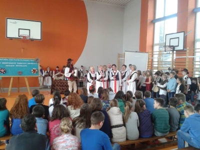 I MIĘDZYSZKOLNE WARSZTATY REGIONALNE.- zdjęcia - zdjęcie1
