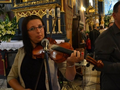 KONCERT CHARYTATYWNY W ŻYWCU - zdjęcia - zdjęcie12