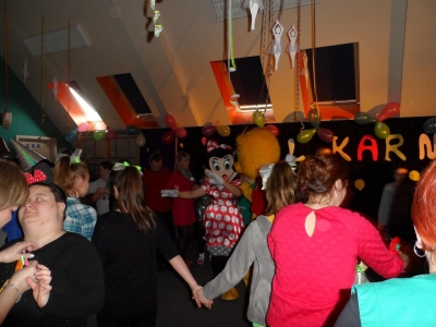 INTEGRACYJNY BAL KARNAWAŁOWY - zdjęcia - zdjęcie35