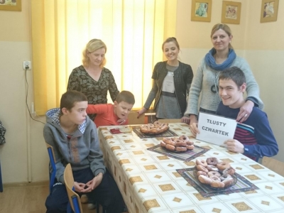 PĄCZKI ANGIELSKIE CZYLI SMAKOŁYKI NA KARNAWAŁ - zdjęcia - zdjęcie4