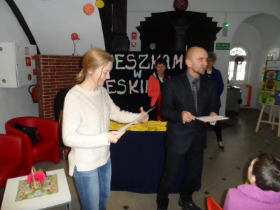 WIELKANOCNE TRADYCJE W NASZEJ SZKOLE - zdjęcia - zdjęcie25