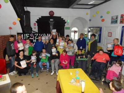 WIELKANOCNE TRADYCJE W NASZEJ SZKOLE - zdjęcia - zdjęcie30
