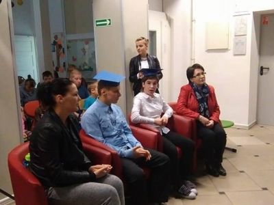 ŚLUBOWANIE NOWYCH UCZNIÓW GIMNAZJUM - zdjęcia - zdjęcie7