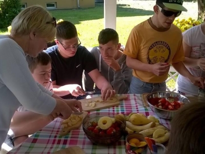 PIKNIK OWOCOWY - zdjęcia - zdjęcie21