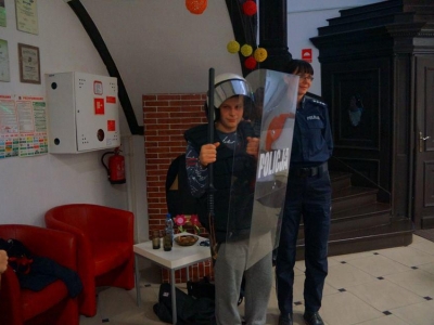SPOTKANIE Z POLICJANTKĄ - zdjęcia - zdjęcie22