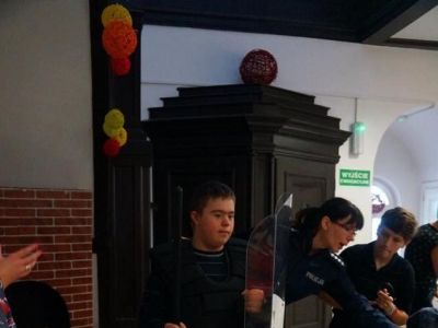 SPOTKANIE Z POLICJANTKĄ - zdjęcia - zdjęcie5