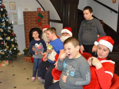 IDZIE DOBRY ŚWIĘTY - zdjęcia - zdjęcie12