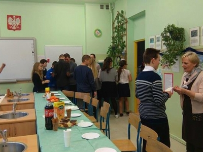 INTEGRACYJNA WIGILIA Z UCZNIAMI ZSO W ŁODYGOWICACH - zdjęcie5