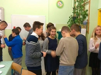 INTEGRACYJNA WIGILIA Z UCZNIAMI ZSO W ŁODYGOWICACH - zdjęcie4