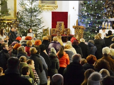 KONCERT CHARYTATYWNY W KOŚCIELE W ŻYWCU -  MOSZCZANICY - zdjęcia - zdjęcie19