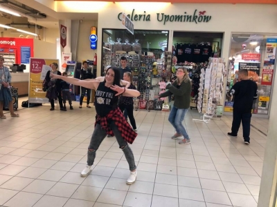 ZUMBA - TANIEC DAJE RADOŚĆ - zdjęcia - zdjęcie3