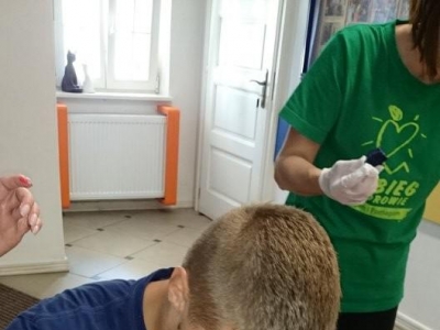 WARSZTATY PLASTYCZNE - MALOWANIE NA TKANINIE - zdjęcia - zdjęcie13