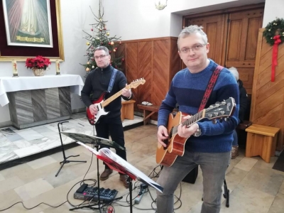 KONCERT KOLĘD Z ZESPOŁEM 