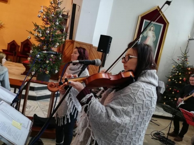 KONCERT KOLĘD Z ZESPOŁEM 