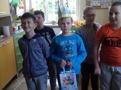 NASZE TRADYCJE - URODZINY UCZNIÓW - zdjęcia - zdjęcie10