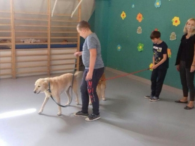 DOGOTERAPIA I HIPOTERAPIA W NASZEJ SZKOLE - zdjęcia - zdjęcie7